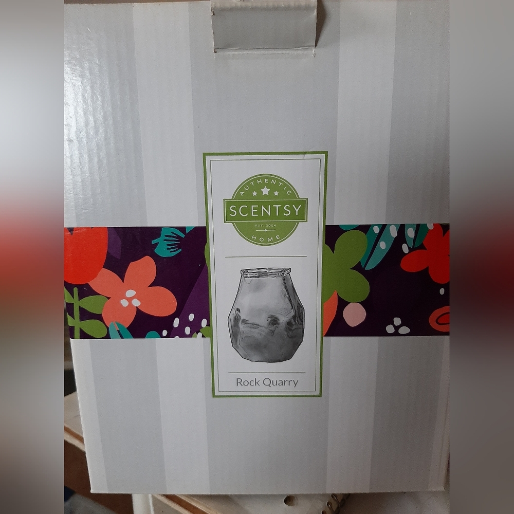 Scentsy Full Size Warmer Rock Quarry